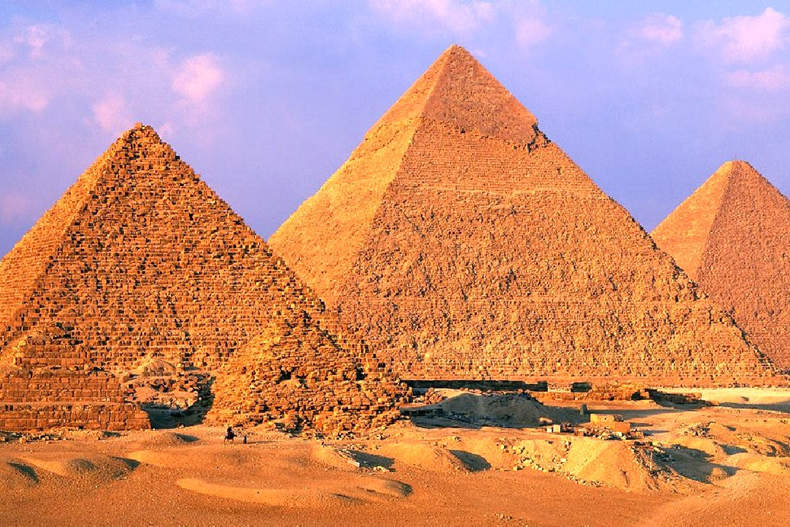 ورود گردشگران به مصر ۵/۶ درصد کاهش یافت