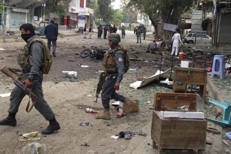 حمله انتحاری در کابل؛ ۲۸ کشته و ۳۲۷ زخمی