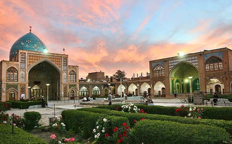 مسجد جامع زنجان؛ تجلی مذهب و هنر