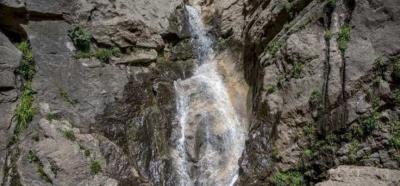 تصاویری از جاری شدن آبشار تافه پس از ۱۵ سال