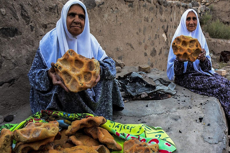 رونمایی از ثبت نان «کُرنون» در جشن سپید چادران عشاير برگزار می شود