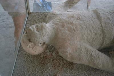 مجسمه تاریخی مربوط به هزاره دوم قبل از میلاد در قم کشف شد