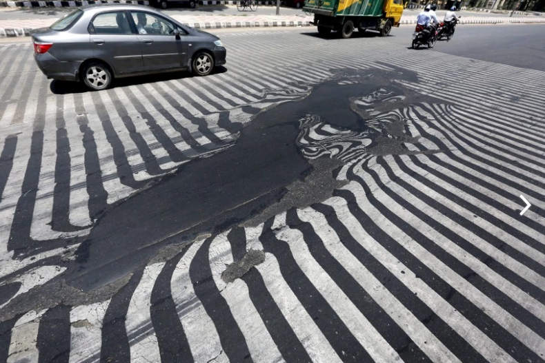 ذوب شدن خیابان های هند در اثر گرمای هوا