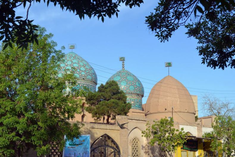 آرامگاه مشتاقیه کرمان، مقبره  بزرگان صوفی