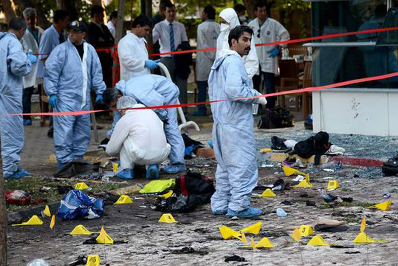 انفجار بمب در  جیزره ترکیه/ تاکنون ۱۱ کشته و ۷۸ نفر زخمی شده‌اند