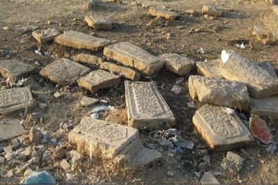 کشف یک گورستان تاریخی در شهر ورامین