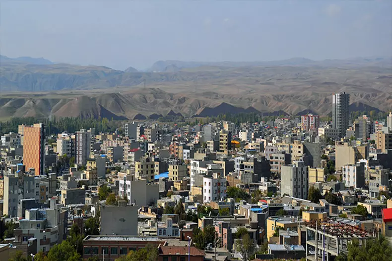 شهرستان میانه، دروازه آذربایجان - کجارو