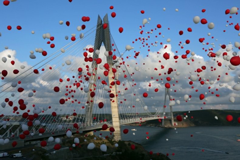  بزرگترین پل معلق جهان در استانبول افتتاح شد