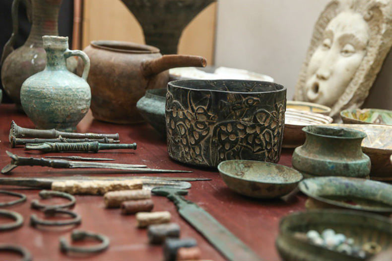 کشف ابزار های سنگی با قدمت ۱۳ هزار ساله در کرمانشاه