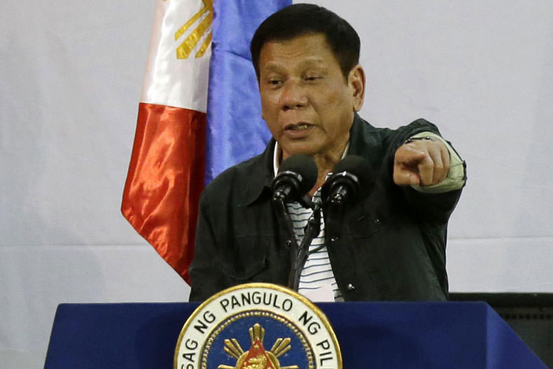 درخواست رئیس جمهوری فیلیپین از مردم؛ مواد فروشان را بکشید