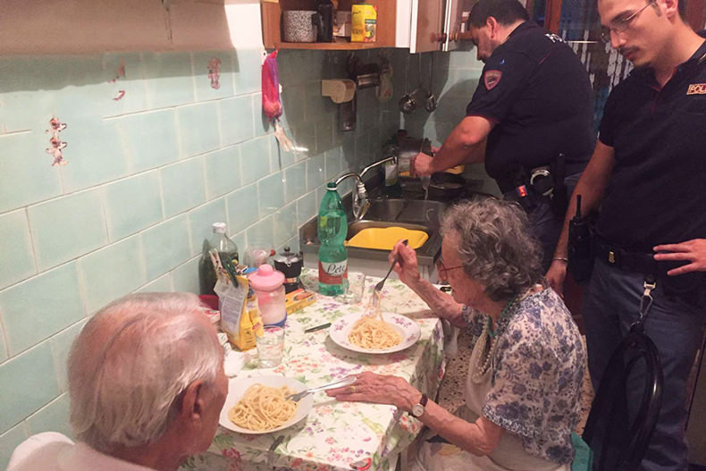 اقدام جالب پلیس ایتالیا با یافتن زوج مسنی که گریه می‌کردند