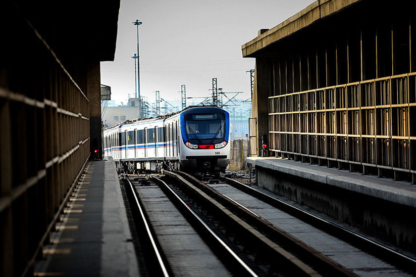 تعطیلی مترو تهران-کرج از ساعت ۲۱ روز پنج شنبه تا ساعت ۱۳ روز جمعه