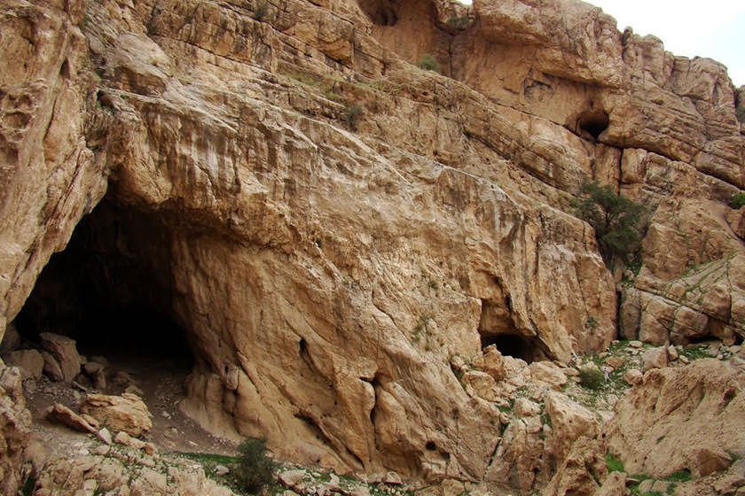 آثاری از دوران پارینه سنگی در غار بوف شهرستان رستم کشف شد