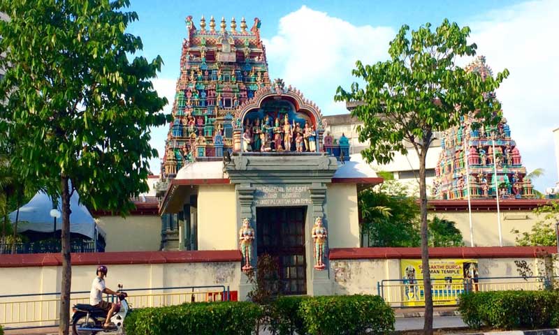 ورودی معبد ناتوکوتای چتیار (Nattukottai Chettiar Temple)‌ ‌