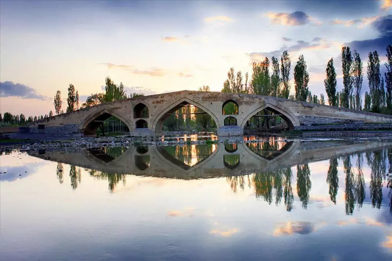 پل کهنه زنجان