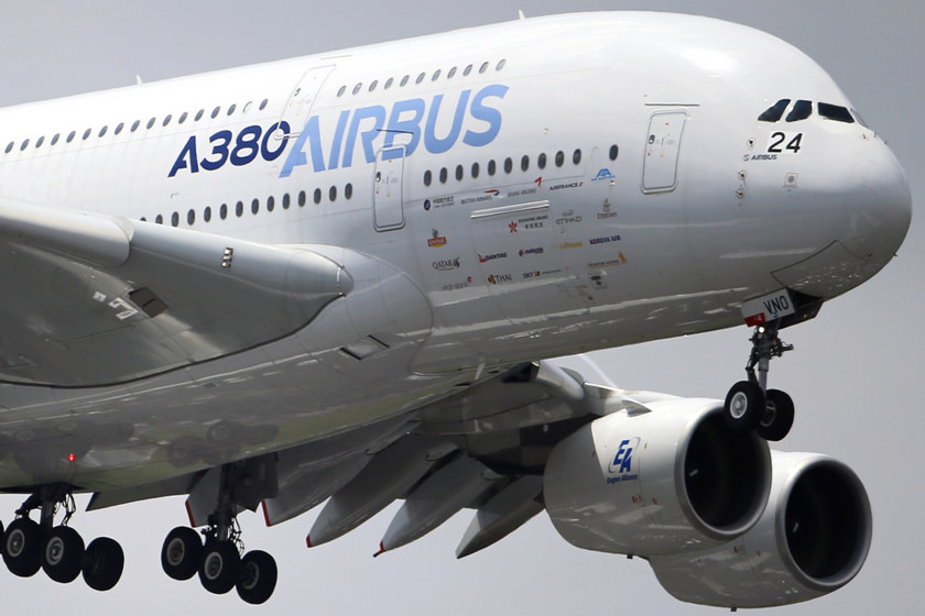 ایرباس هواپیماهای A380 خود را از هواپیمایی امارات بازخرید می‌کند