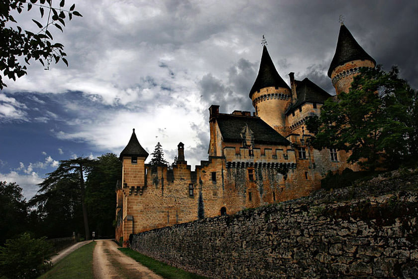 داستان هفت کاخ تسخیر شده در فرانسه