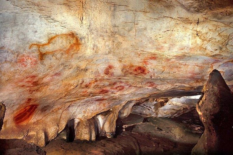 غارهای ال کاستیلو، نقاشی هایی توسط انسان‌ها یا نئاندرتال‌ها؟