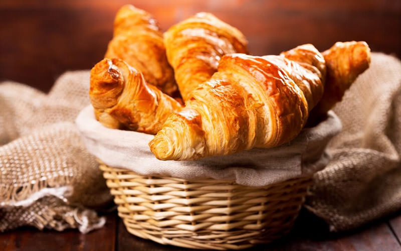 کرواسان (Croissant) – فرانسه