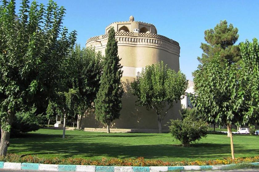 کبوترخانه چادگان، از جاذبه های پنهان اصفهان - کجارو