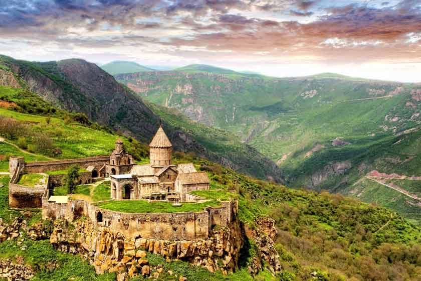 سفر به ارمنستان؛ گشت و گذار ۶ روزه