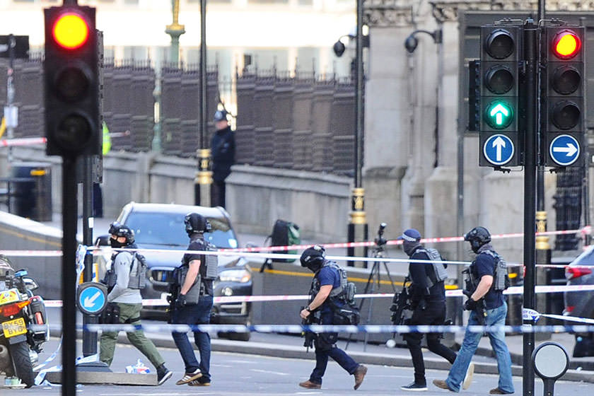 جزئیات حمله تروریستی در لندن مقابل پارلمان انگلیس