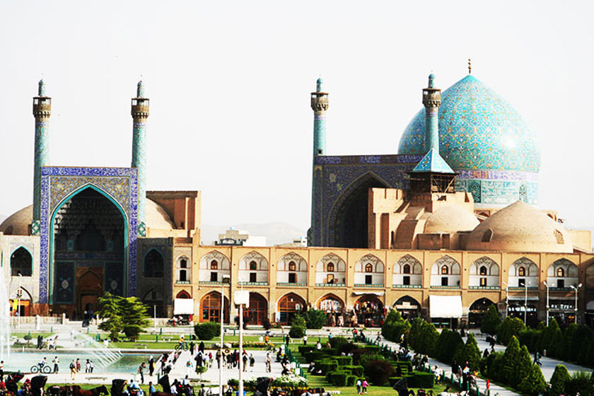 آبراهه های جدید در مسجد امام اصفهان کشف شد