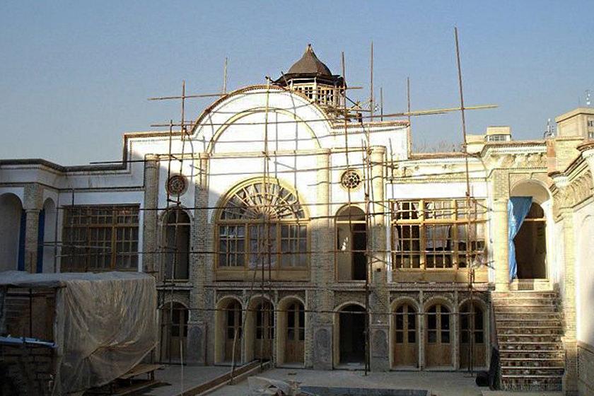 مرمت زیبای خانه تاریخی ناصر الدین میرزا  در محدوده ارگ سلطنتی تهران 