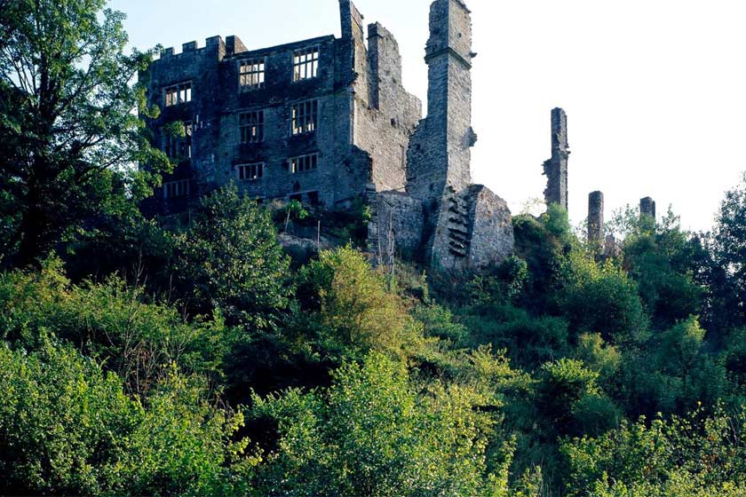 یادگاری های ترسناک قلعه‌ ای قدیمی، انگلستان