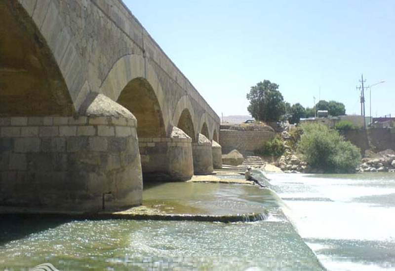 پل چهر هرسین بر رودخانه گامسیاب