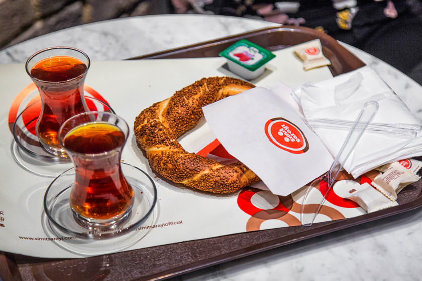 تماشا کنید: سیمیت، نان سنتی و خوشمزه ترکیه ای