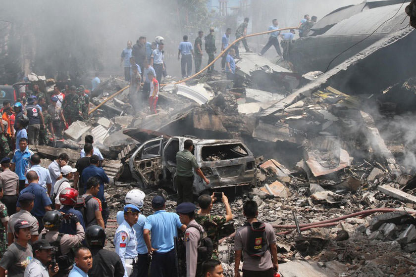 سقوط یک فروند هواپیمای اندونزی با ۵ سرنشین