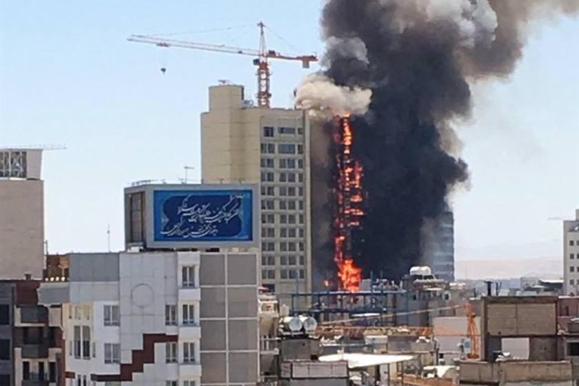 آتش سوری هتلی ۲۰ طبقه در مشهد در خیابان امام رضا