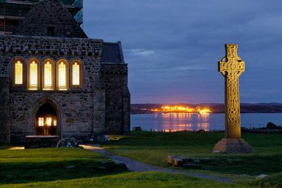 ایونای اسکاتلند، جزیره مرموز و جذاب