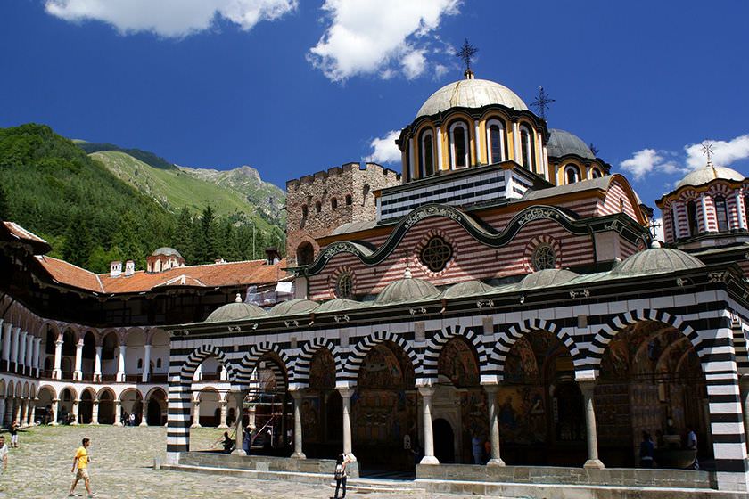 زیباترین صومعه های بلغارستان؛ از ریلا تا گلوژین