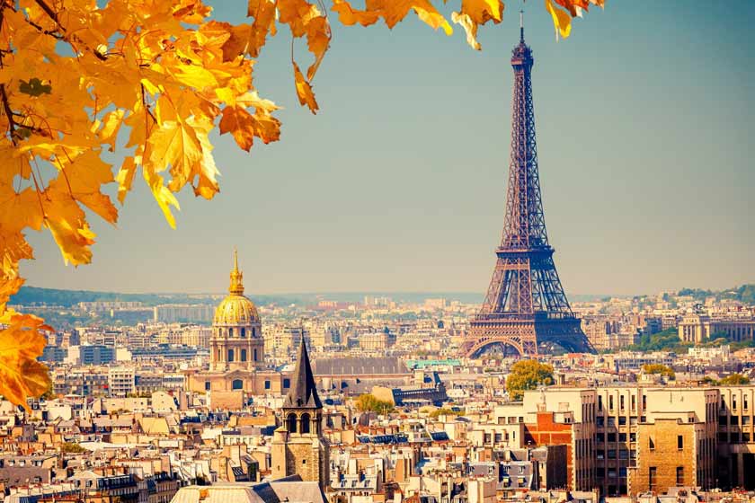 پاریس، شهری که ۷ برابر جمعیتش، گردشگر دارد!