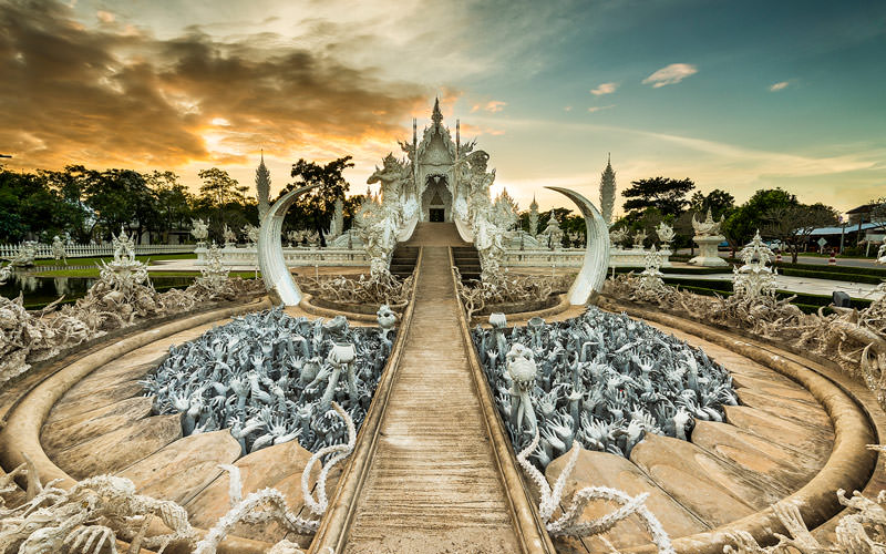پل چرخه تولد دوباره- معبد سفید تایلند