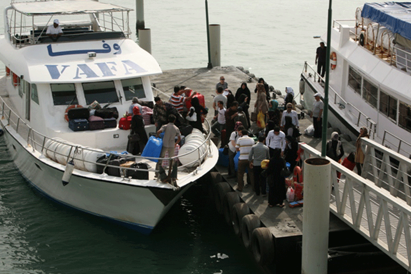 نجات مسافران سانحه دیده دریایی در آب های بوشهر
