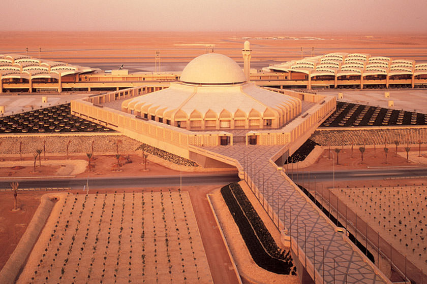 بررسی طرح فروش سهام فرودگاه بین المللی ریاض توسط عربستان