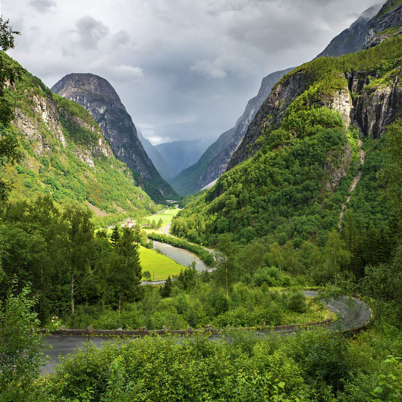 سفر جاده ای در کرانه‌ غربی نروژ 