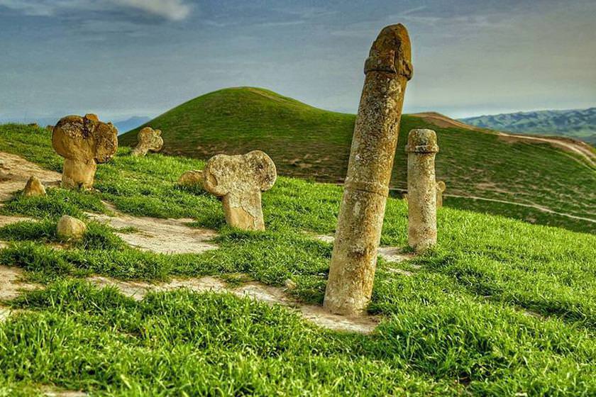 قبرستان خالد نبی؛ از گور برخاسته!