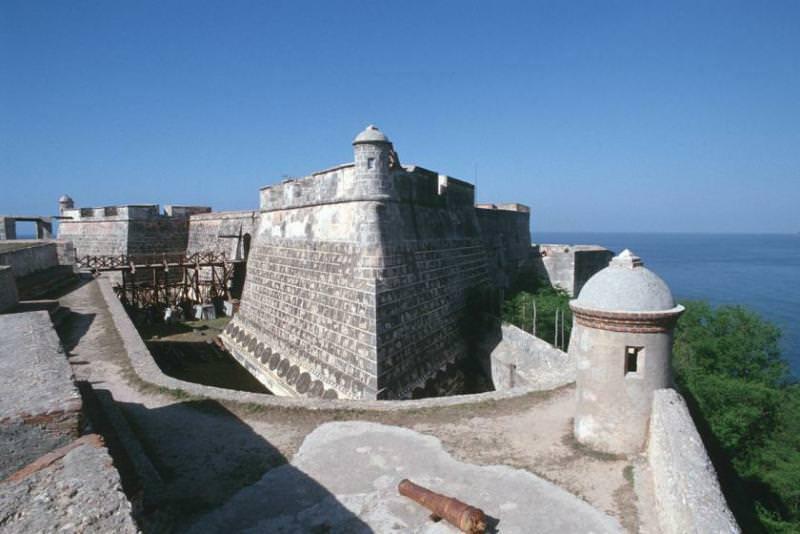 قلعهی سن پدرو دل مورو (San Pedro del Morro)