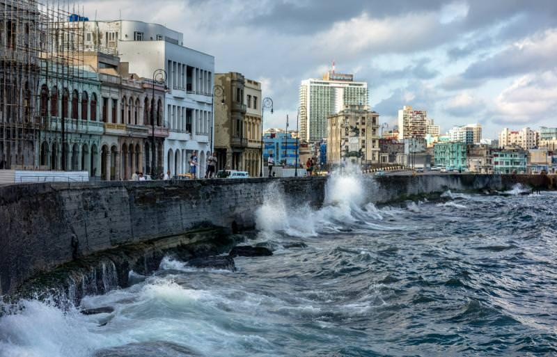 گردشگاه ساحلی The Malecon
