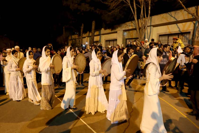 روزشمار: ۱۰ بهمن؛ جشن سده