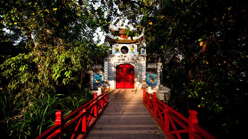 مسیر ورودی به معبد انگوک 
