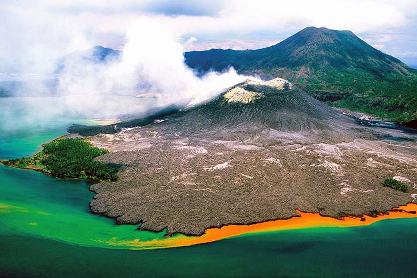 فوران آتش فشانی خاموش در پاپوآ گینه نو برای اولین بار در تاریخ