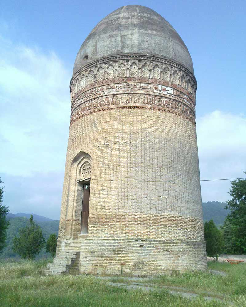 برج آجری لاجیم