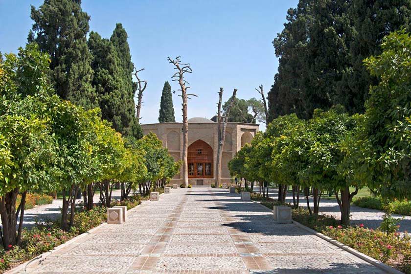 باغ جهان نمای شیراز؛ نمونه ای از زیباترین باغ های ایرانی