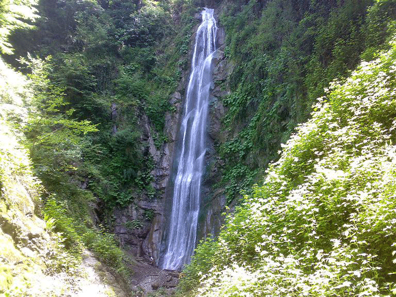 آبشار شادان