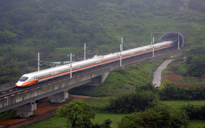 2. پل چانگوا کائوسیونگ (Changhua-Kaohsiung Viaduct) 